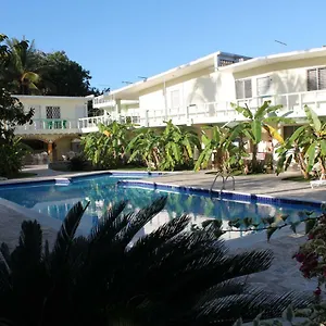  Apartment Magic Tropical